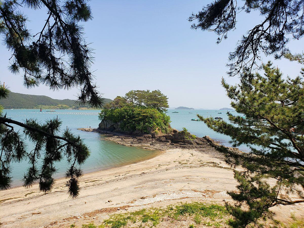 Solseom Island Featured