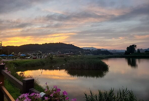 Sunset at Baegse Park