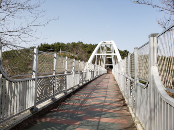 White bridge at Namsan Park