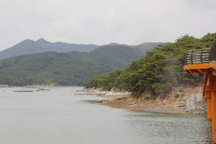 More shoreline of Boli Island as seen from bridge