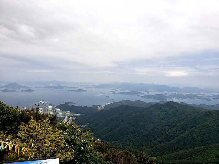 A view of Goseong and Tongyeong islands and landscape