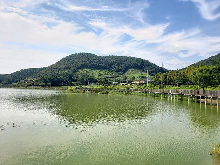 Countryside along Daega Reservoir and boardwalk