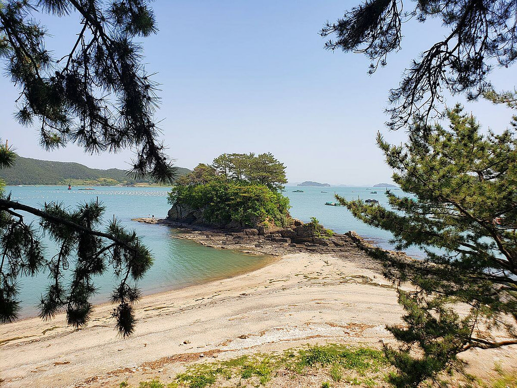 Solseom Island Featured