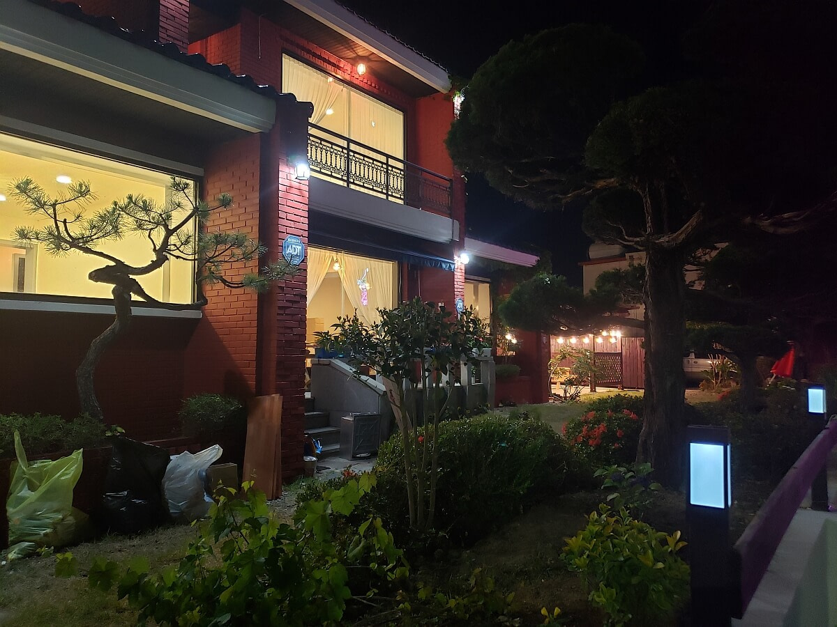 Dalgotjeongwon Café Featured