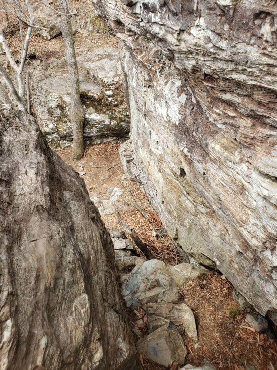 Narrow space between two rockfaces