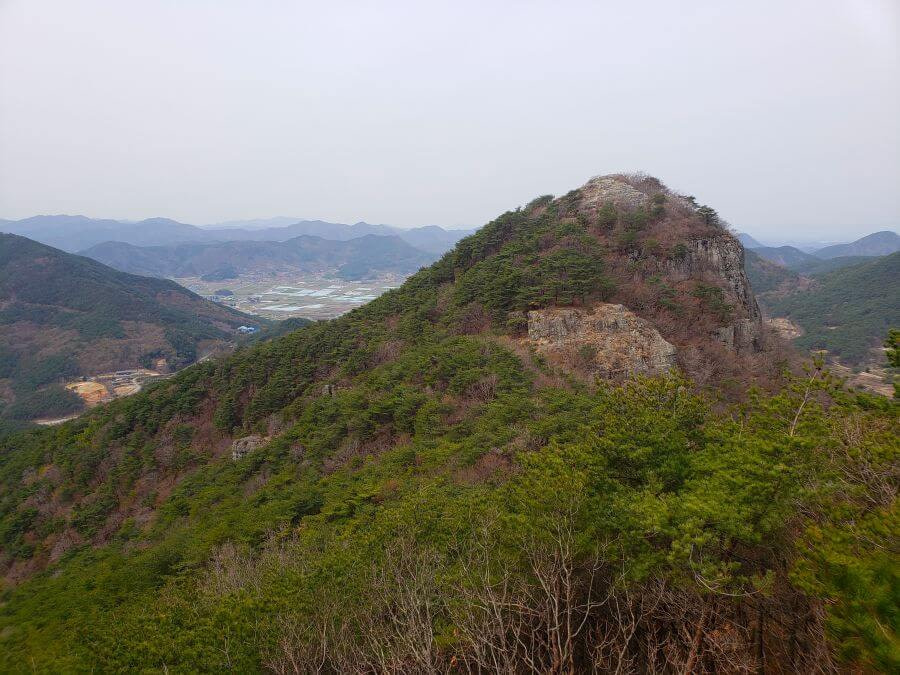 View of Jeokseoksan from Guksubong Peak